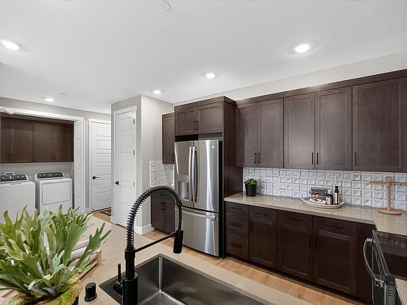 Residence 4 Kitchen