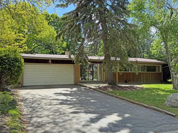 12 Ruden Cres, Toronto, ON M3A 3H3