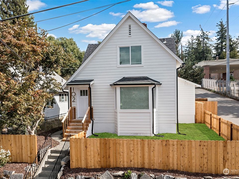 1st image of 102 Arvon Avenue
