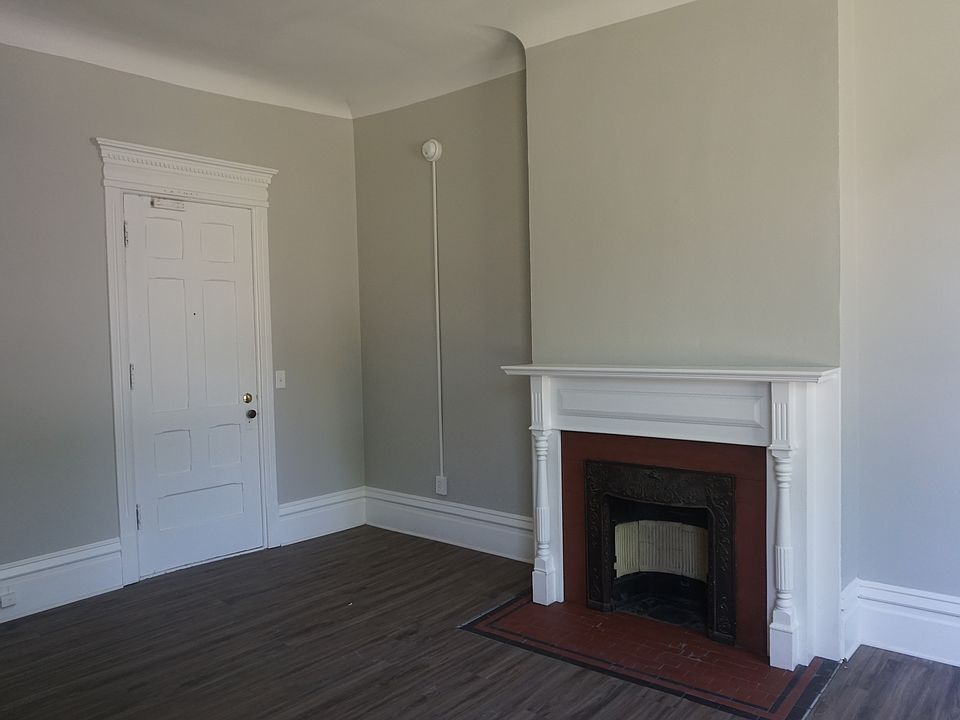 2nd image of 324 Stuart Ave APT 5