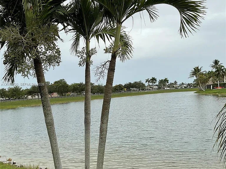 15350 SW 11th St — Photo 31