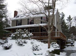 28 Livingston Dr, Plymouth, MA 02360