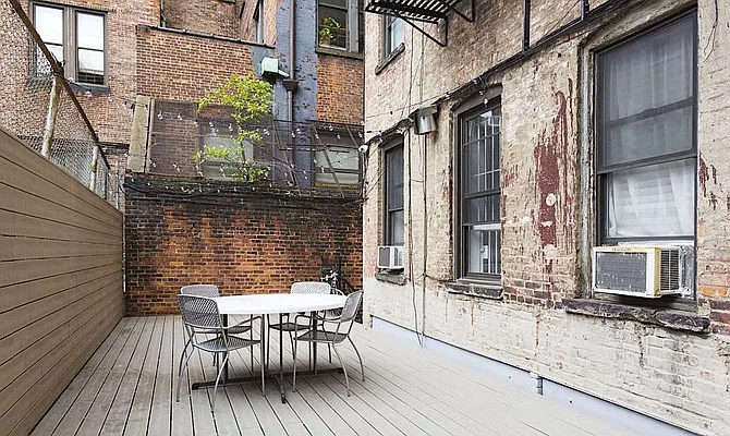 Rented by Compass | media 12