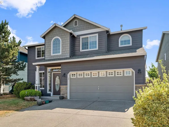 15572 SE Gladys Rose Way, Damascus, OR 97089