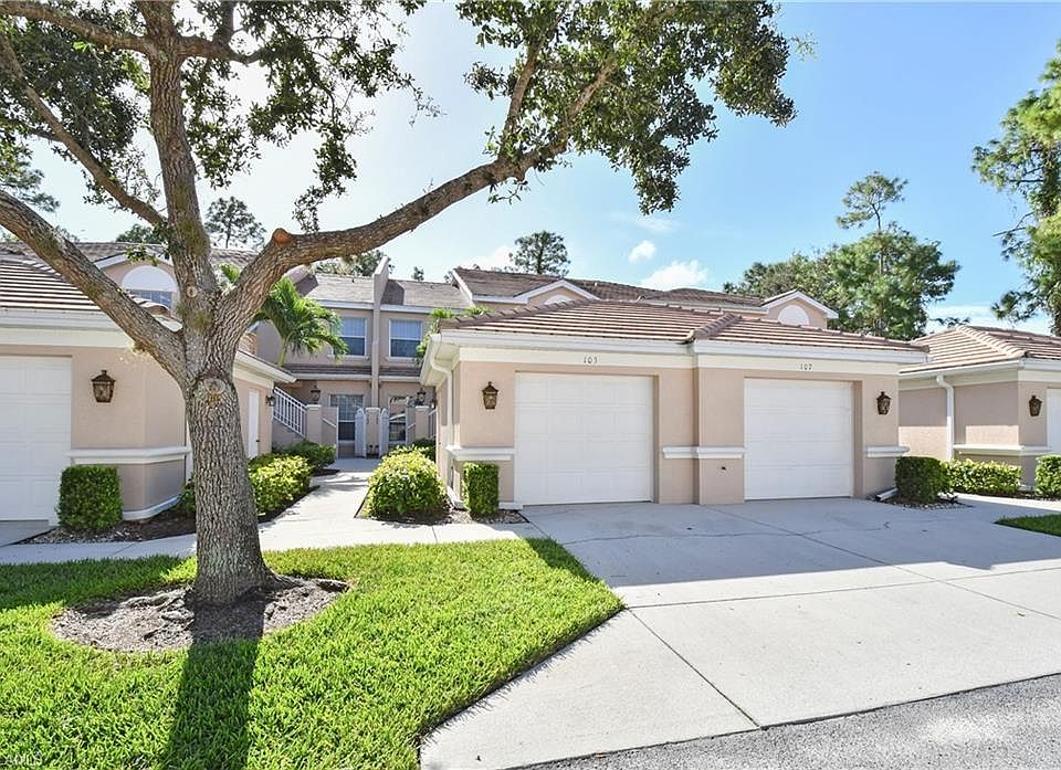 Detached one car garage