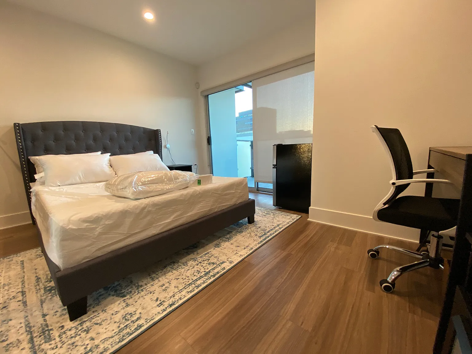 4 bed, 1400 sqft, $1,450 — Photo 3