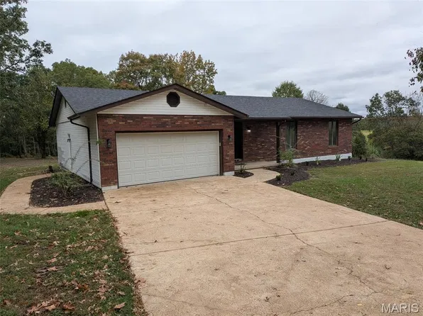 542 Highway O, Cuba, MO 65453