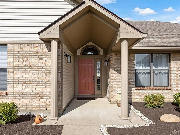 5th image of 2585 Countryside Dr