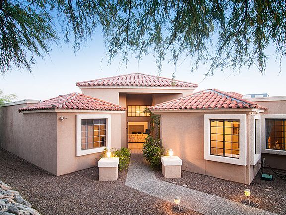 2nd image of 3510 N Country Club Vista Pl