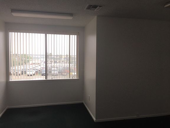 Lots of natural light in working space