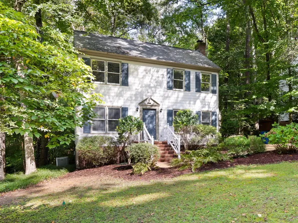 18 Thorne Ridge Dr, Durham, NC 27713