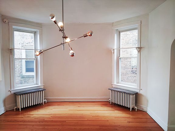 3rd image of 1012 N Mozart St Unit 1