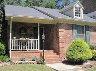 7 Milpond Ln, Greensboro, NC 27455