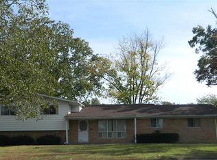 1302 Wood St, Fulton, MO 65251