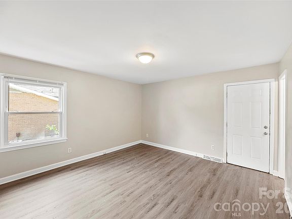 4th image of 7001 Crossridge Rd