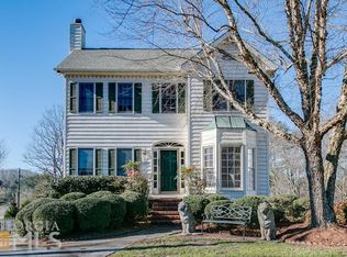 4928 Shelley Ln, Sugar Hill, GA 30518