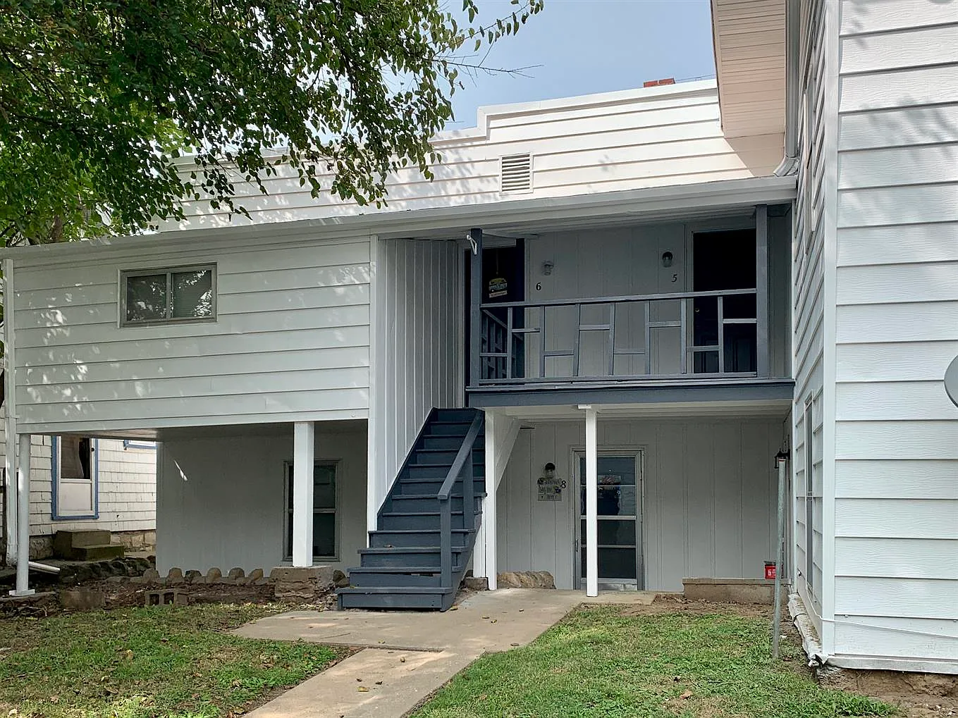 426 Olive — Photo 4