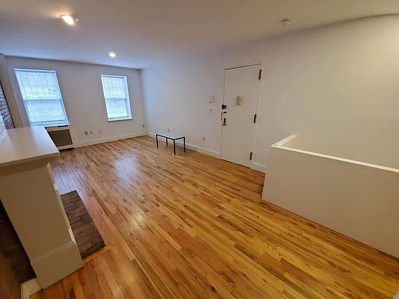3rd image of 46 W 76th St APT A