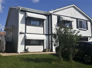 3903 Leeward Ln, Hanover Park, IL