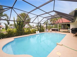 11 Florence Ct, Palm Coast, FL 32137