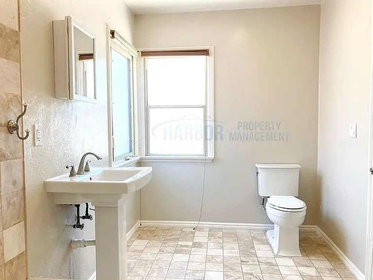 25719 Belle Porte Ave — Photo 11