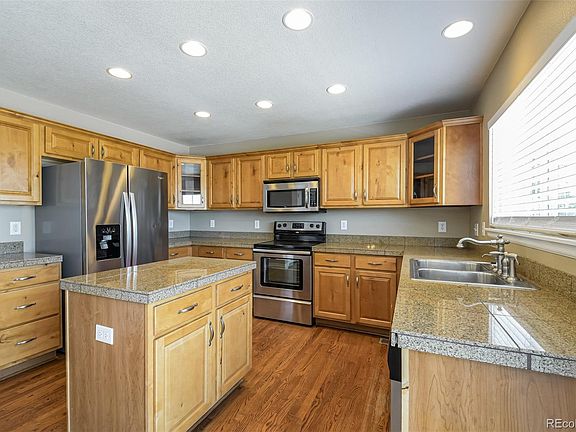 3rd image of 1148 S Duquesne Circle