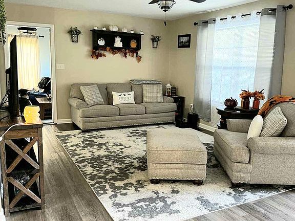 4th image of 49 Shuykill Dr