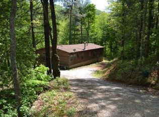 118 Albie Rogers Ln, Dillard, GA 30537