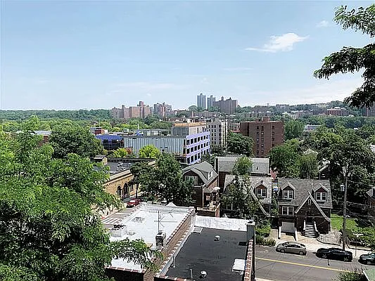 Rented by Bruma Realty LLC | media 2