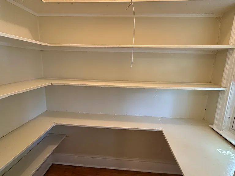 77 Hanmer St #3W — Photo 5