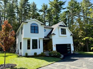 53 Cider Mill Ln, Upton, MA 01568