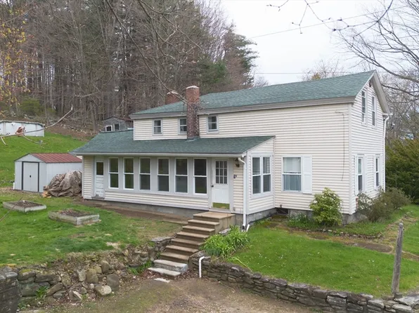 39 Fiskdale Rd, Brookfield, MA 01506