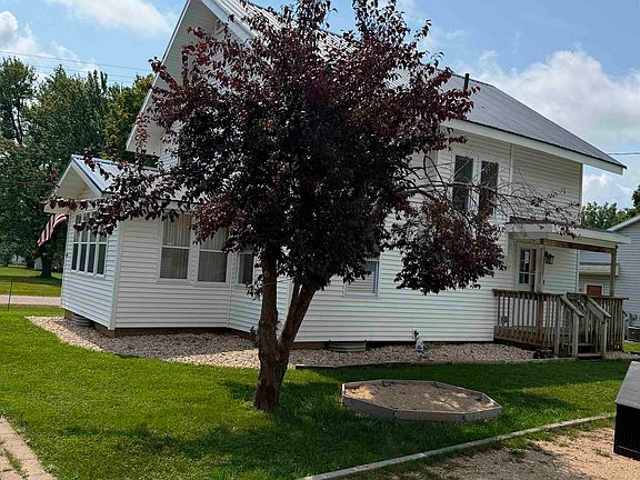 3rd image of S7997 Maple Park Rd #15