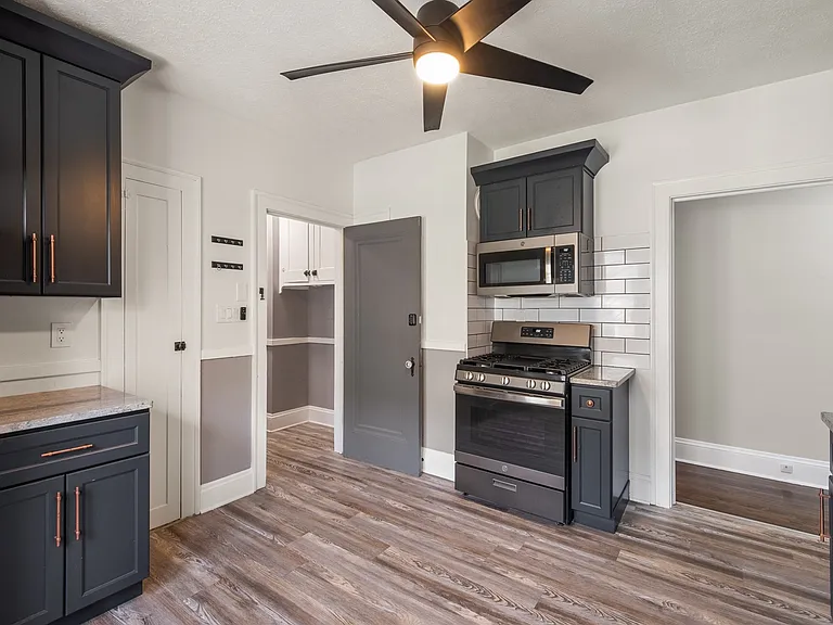 14521 Garfield Ave #2 — Photo 9