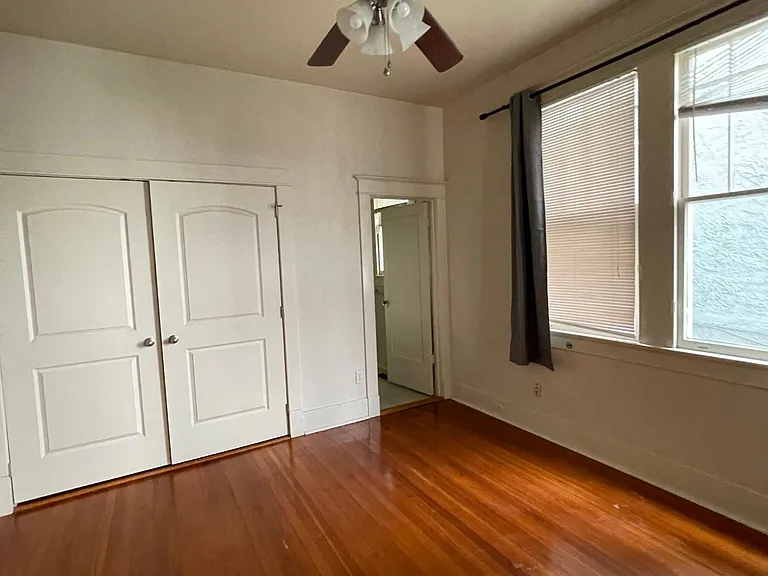 7816 Saint Charles Ave #LOWER — Photo 14