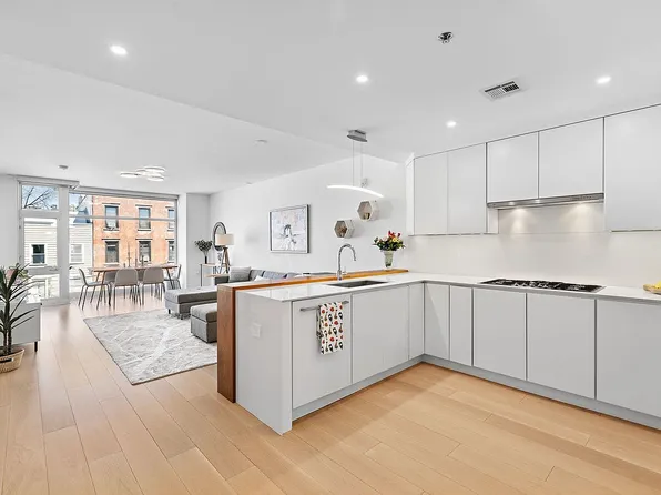 323 4th St Unit 4, Jersey City, NJ 07302