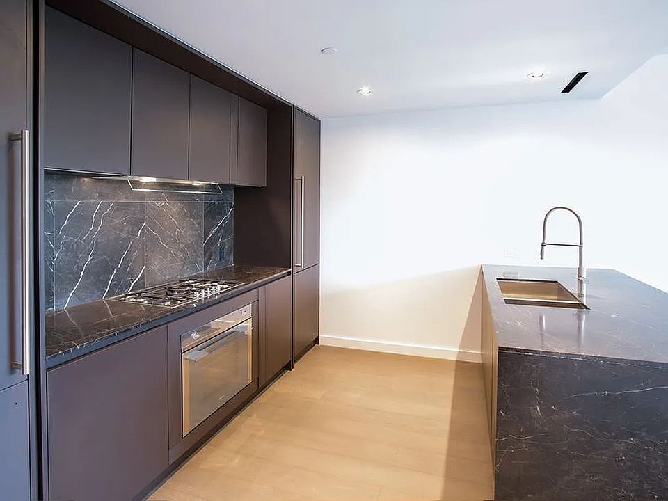 1st image of 429 Kent Ave #831