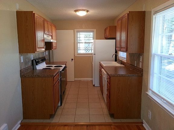 3rd image of 10705 E 25th Ter S
