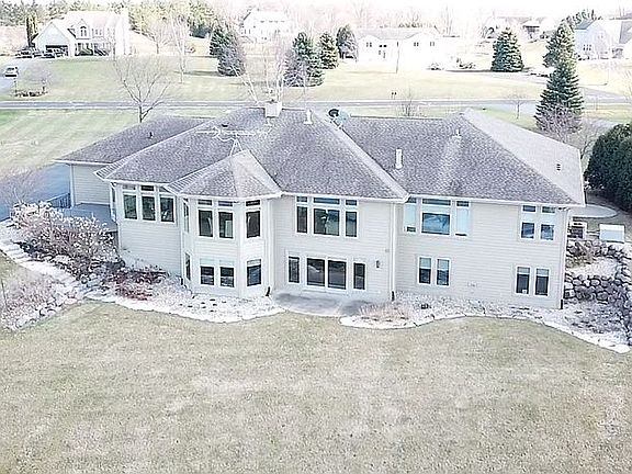 3rd image of W5052 Clearwater Ln