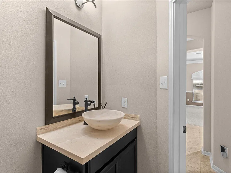 14807 Diane Manor Ln — Photo 27