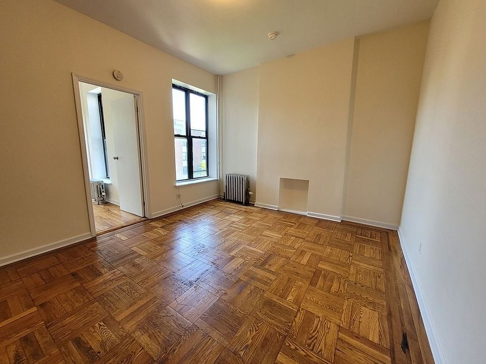 1st image of 300 Quincy St #3CC