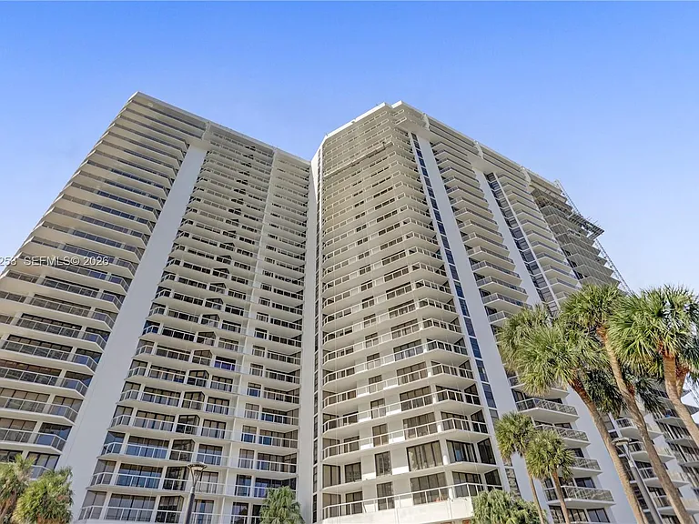 20281 E Country Club Dr #1503 — Photo 76
