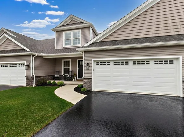 Arlington II Plan, Villas at Essex Woods