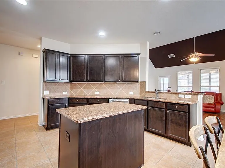 20825 Huckabee Bnd — Photo 10
