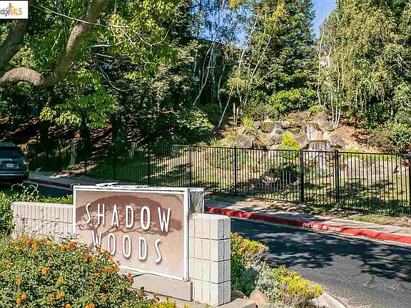 2nd image of 465 Canyon Oaks Dr APT H