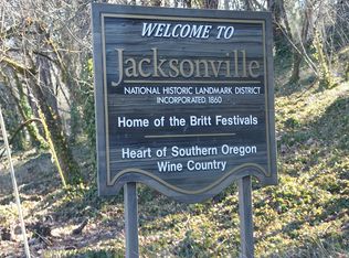 Coachman Dr, Jacksonville, OR