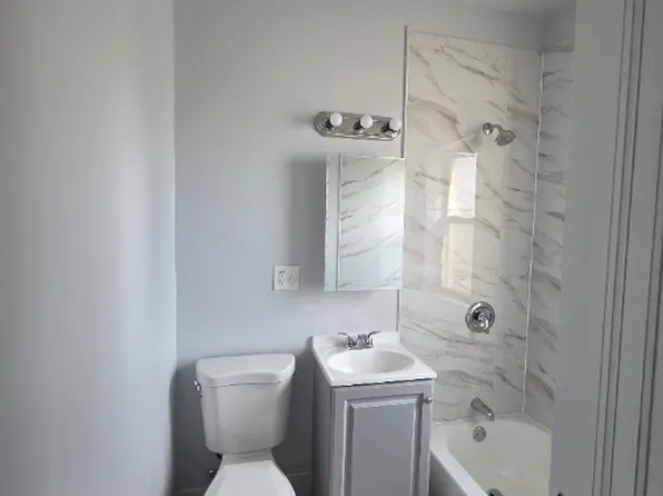 10855 S Vernon Ave #109-55-2W, Chicago, IL 60628