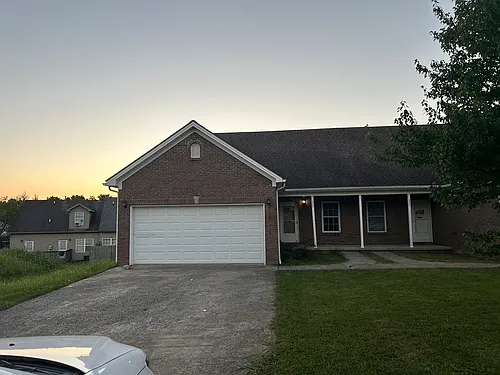357 Williamsburg Ln Photo 1