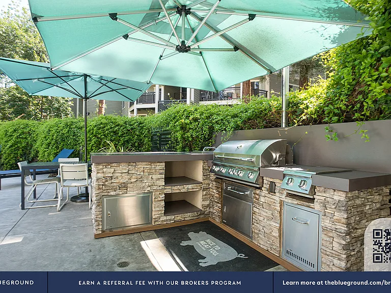 Building's BBQ