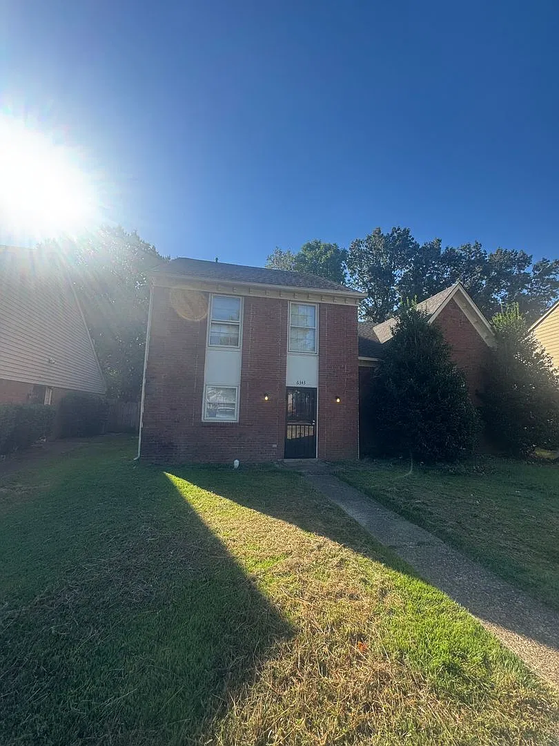 $500 off Full Months Rent Welcome to 6343 Kirby Downs Dr! — Photo 2